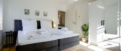 2 Schlafzimmer, WLAN