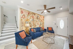 Smart TV, books, offices