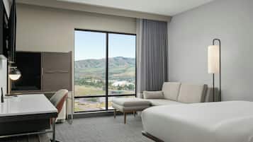 Standard Room, 1 King Bed with Sofa bed