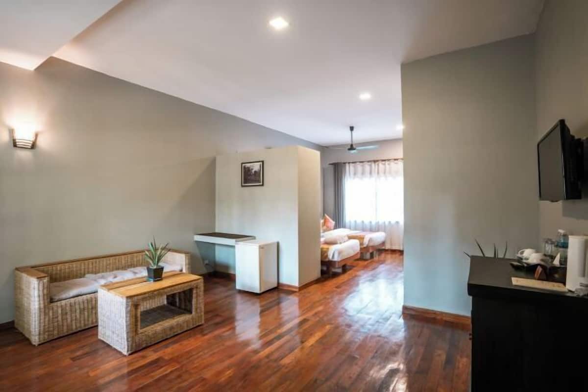 Literie de qualité, minibar, coffre-fort, bureau