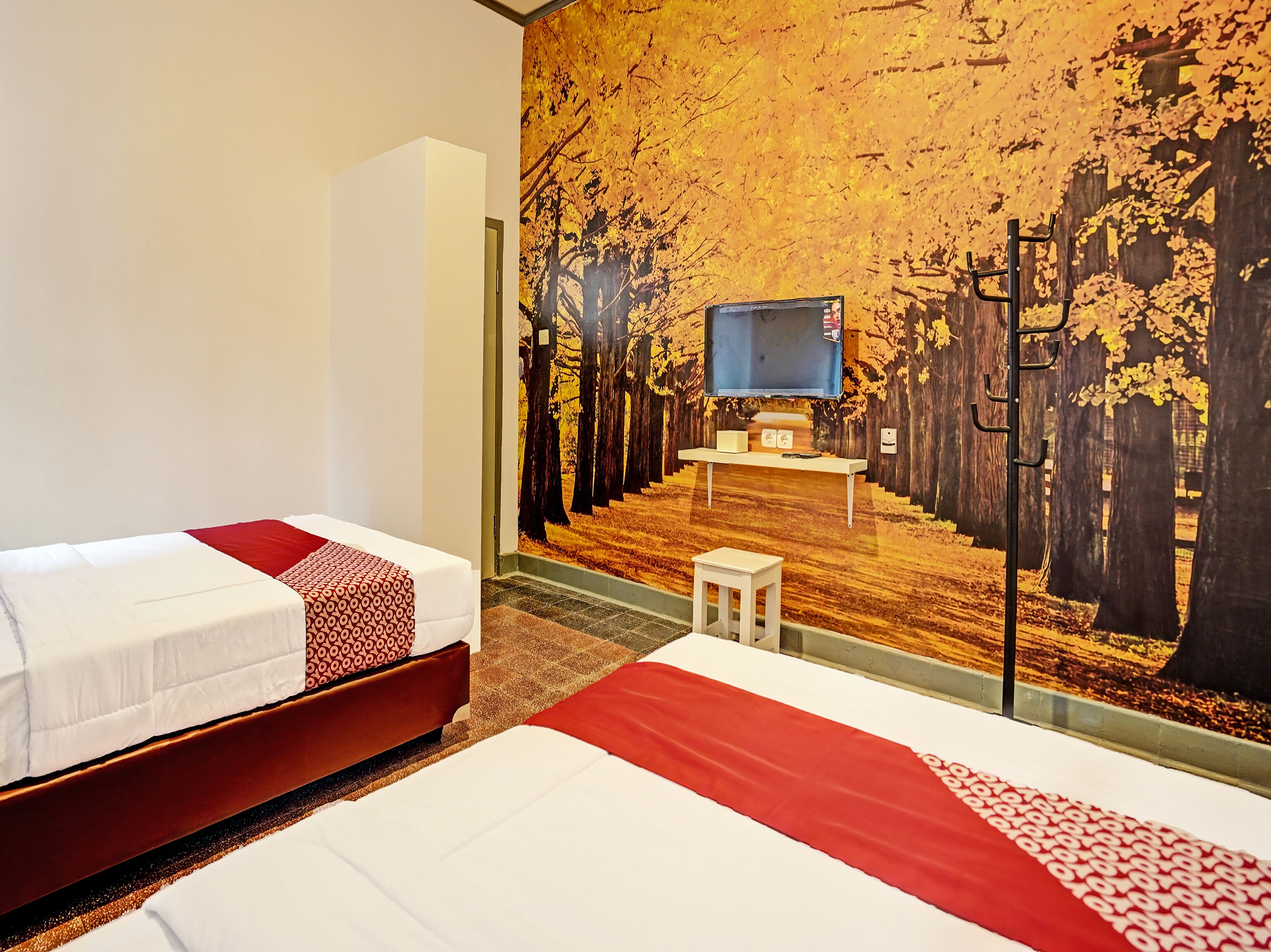 SUPER OYO 91618 Hotel Nawangwulan