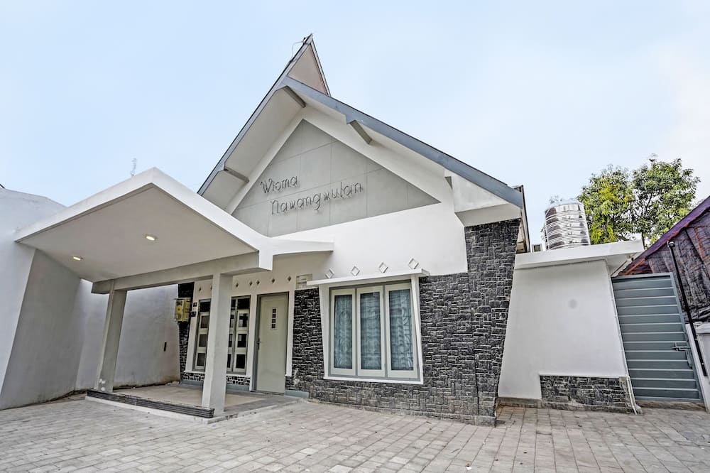 Hotel O Nawangwulan