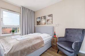 1 bedroom, iron/ironing board, WiFi, bed sheets - Sun Towers 38 | Comfort Apartment | Parking (Swinoujscie)