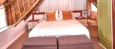 Safari Suite | 1 bilik tidur, meja, ruang kerja komputer riba, Wi-fi percuma