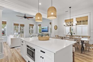 Interior - Barefoot Cottage | 6-Seater Golf Cart | Pool Access (Santa Rosa Beach)