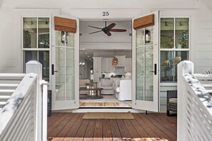 Interior - Barefoot Cottage | 6-Seater Golf Cart | Pool Access (Santa Rosa Beach)