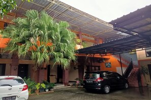 Exterior - OYO 91232 Hotel Garuda (Sumenep)