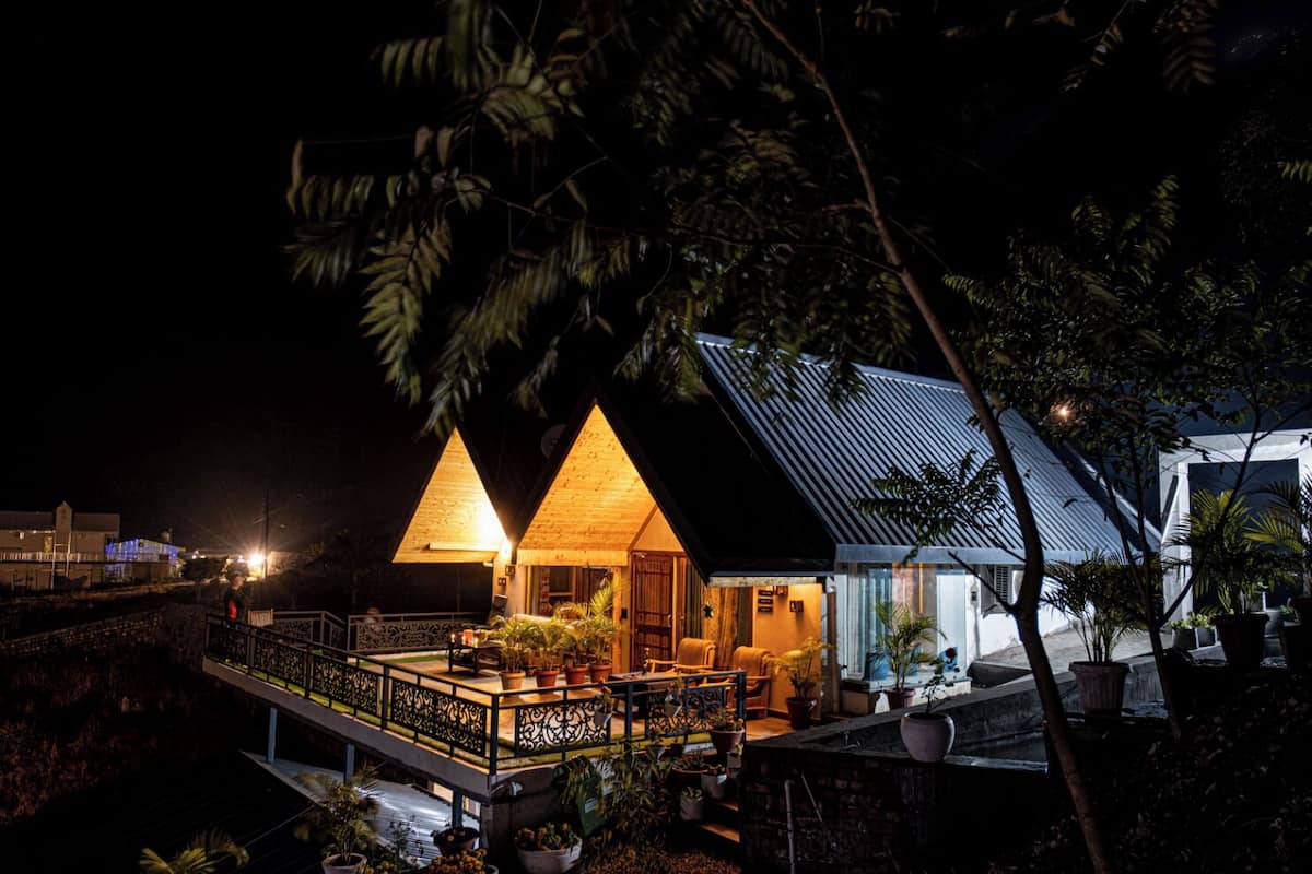 Valley View Rustic Cottage With Private Sitout | Terrace/patio