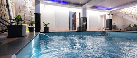 Vila premium, 2 quartos, piscina particular | Piscina particular