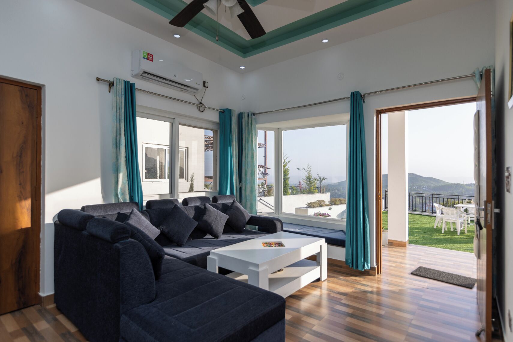 32-inch Smart TV with satellite channels