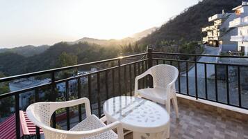 Habitación Deluxe, vista al valle | Terraza o patio