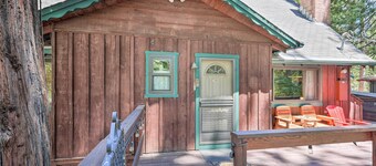 Comfortable Mi-wuk Village Cabin: Hike & Ski!