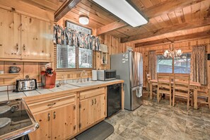 House (4 Bedrooms) | Interior - Comfortable Mi-wuk Village Cabin: Hike & Ski! (Mi-Wuk Village)