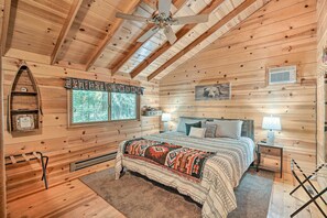 House (4 Bedrooms) | Interior - Comfortable Mi-wuk Village Cabin: Hike & Ski! (Mi-Wuk Village)