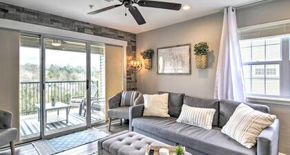 Branson Retreat w/ Balcony & 18-hole Golf Course!