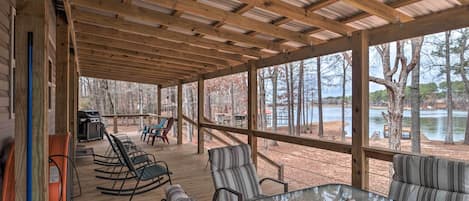 House (5 Bedrooms) | Interior