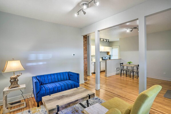 Apartment (2 Bedrooms) | Front of property