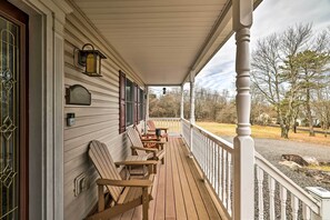 Interior - Hot Tub, Lake Access: Spacious Poconos Getaway! (Albrightsville)