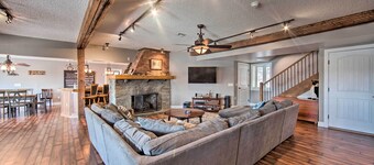 도크 및 핫 터브: 서스퀘해나 강 리트리트!