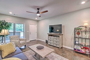 Apartment (1 Bedroom) | Interior