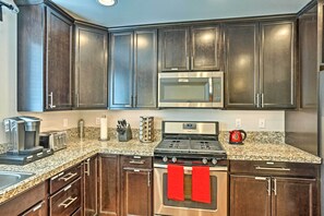 House (4 Bedrooms) | Interior - Spacious Washington Gem ~ 2 Mi to Tacoma Dome (Tacoma)