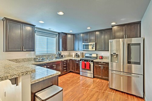 Spacious Washington Gem ~ 2 Mi to Tacoma Dome