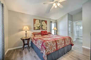 Casa (4 Bedrooms) | 4 dormitoris, planxa i posts de planxar i bressols gratuïts 