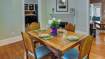 Nhà (3 Bedrooms) | Nội thất