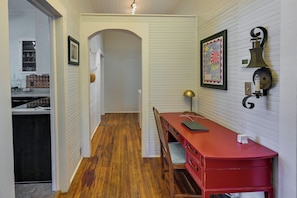 House (3 Bedrooms) | Interior - Quaint Anderson Home w/ Sunroom, Walk To Downtown! (Anderson)