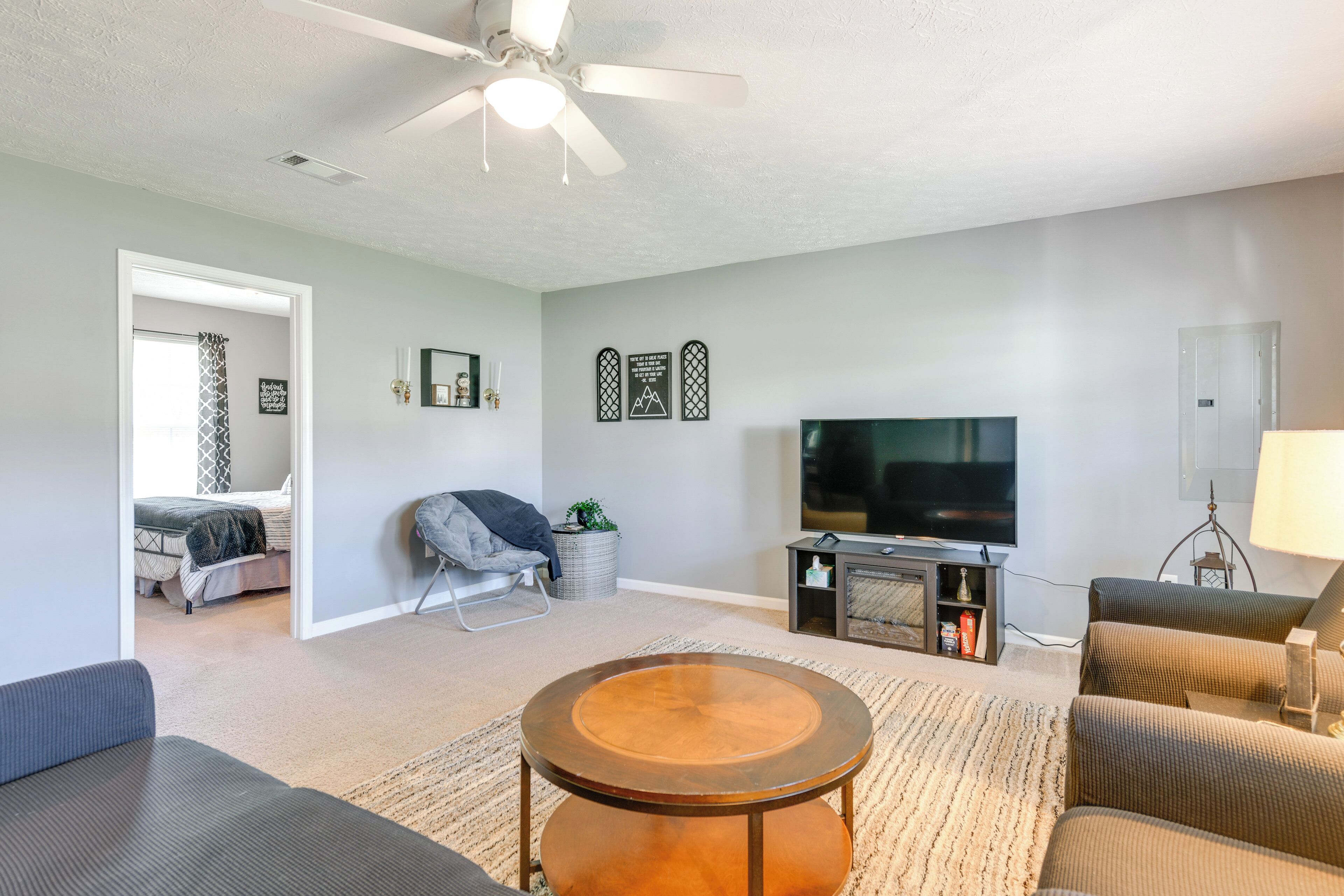 المنشأة من الداخل