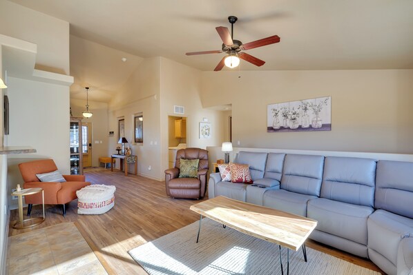 House (3 Bedrooms) | Interior - Pueblo 'five Star Pikes Peak View' Home w/ Hot Tub (Pueblo)