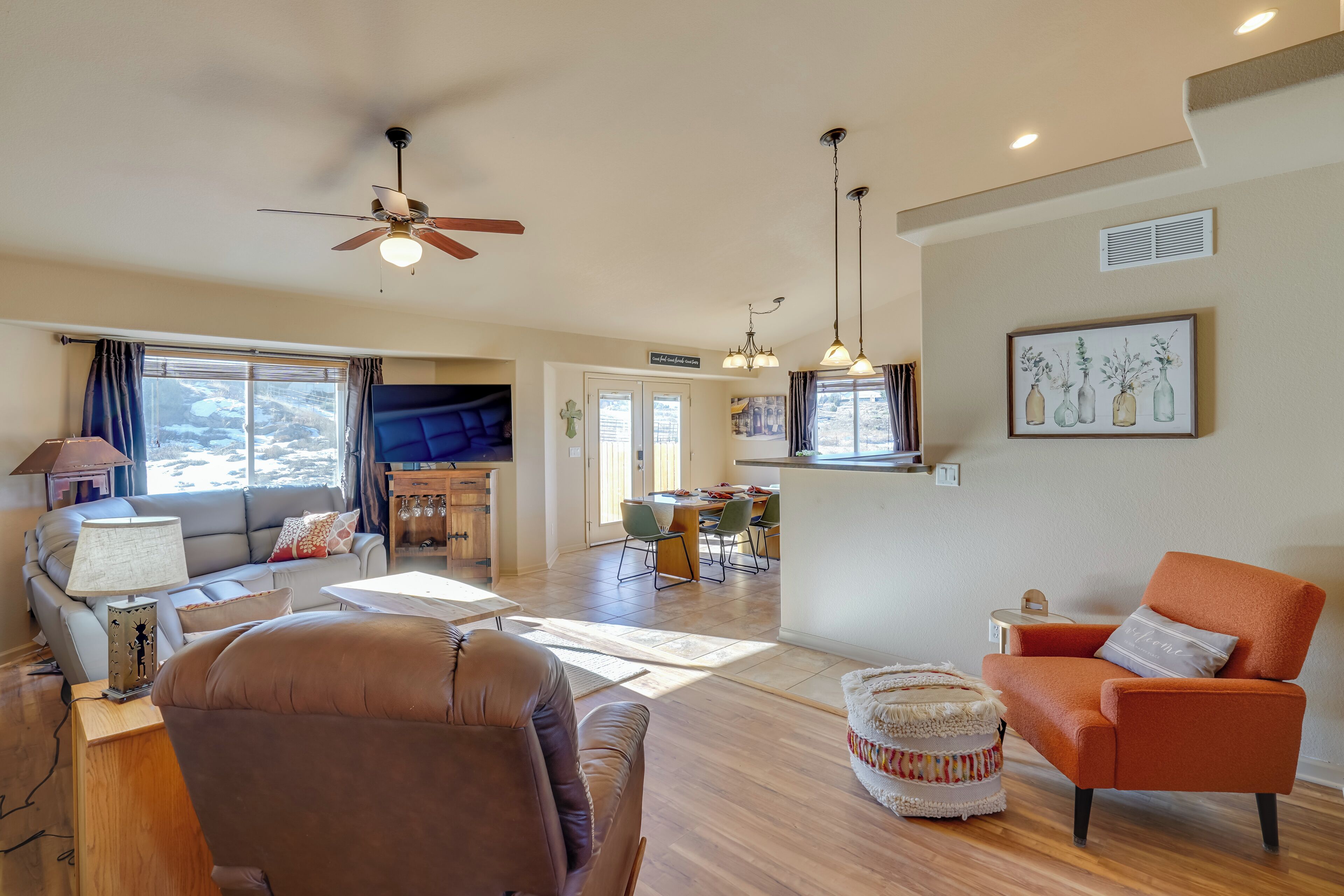 House (3 Bedrooms) | Interior