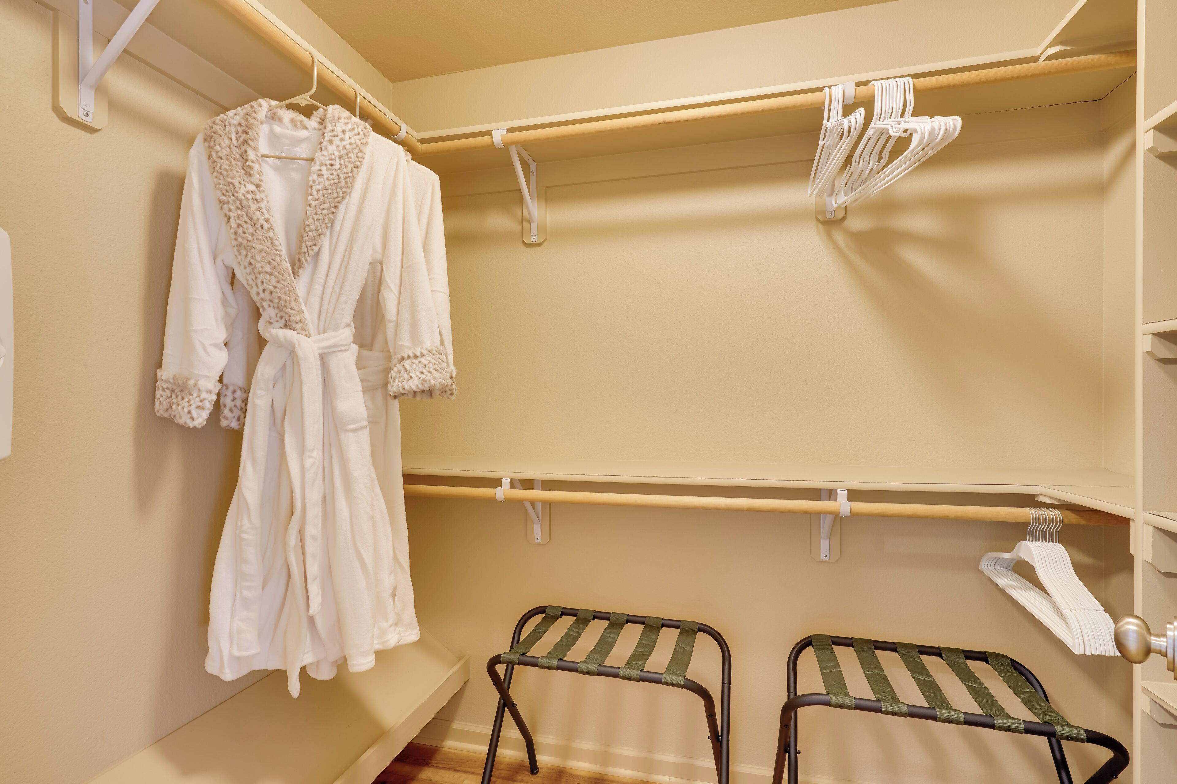 Nhà (3 Bedrooms) | Nội thất