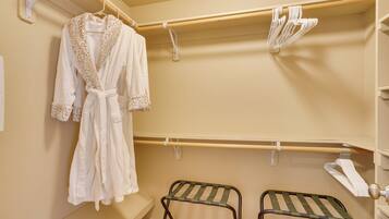 Nhà (3 Bedrooms) | Nội thất