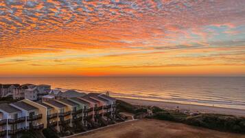 Apartemen (2 Bedrooms) | Bagian depan properti