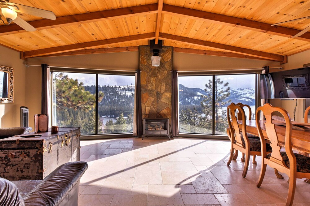Gorgeous Updated Cabin; Panoramic Donner Lake View