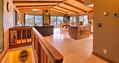 Cozy Lake-view Hideaway! Pet-friendly Truckee Home