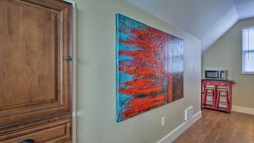 Apartment (0 Bedroom) | Interior