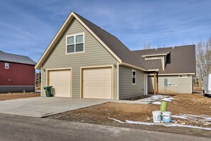 Apartment (0 Bedroom) | Interior - Gunnison Studio w/ Shuttle: 30 Mi to Crested Butte (Gunnison)