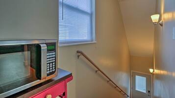 Apartment (0 Bedroom) | Interior