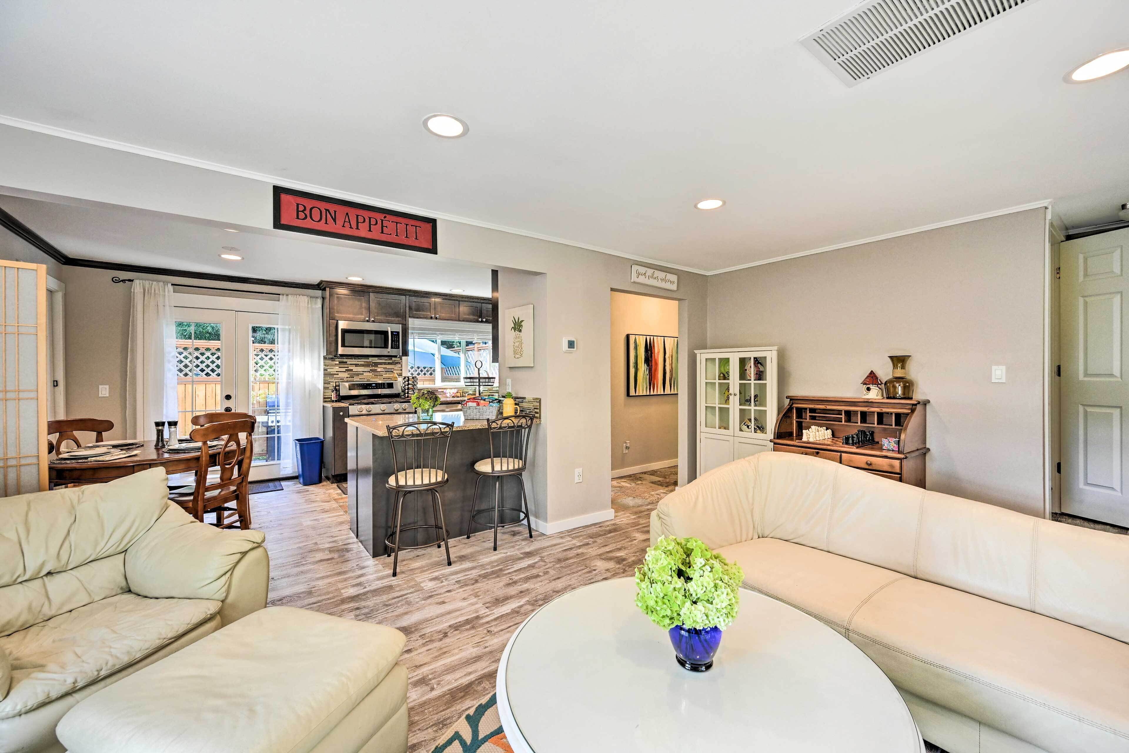 Family-friendly Kirkland Home ~ 1 Mi to Dtwn!