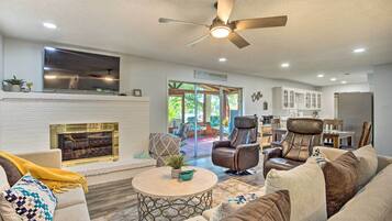 House (4 Bedrooms) | Front of property