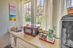 Apartment (0 Bedroom) | Interior