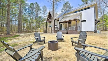 House (2 Bedrooms) | Terrace/patio