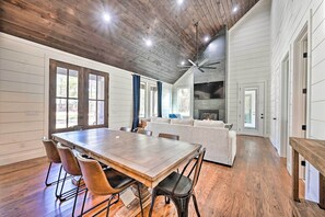 Nhà (2 Bedrooms) | Nội thất