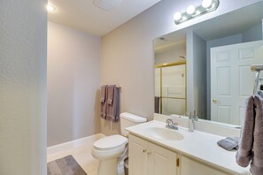 House (3 Bedrooms) | Interior - Stunning Lakeside House w/ Deck + Water Views (Lakeside)