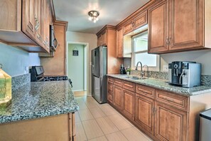 House (3 Bedrooms) | Interior - Charming Temple City Home w/ Fire Pit, 14 Mi to LA (Temple City)