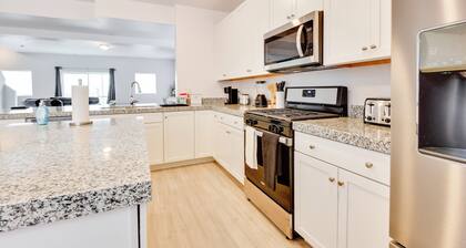 South Salt Lake Townhome - Family Friendly!