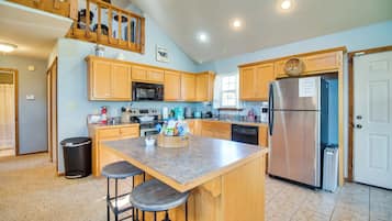House (2 Bedrooms) | Interior