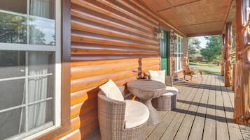 Rumah (2 Bedrooms) | Interior